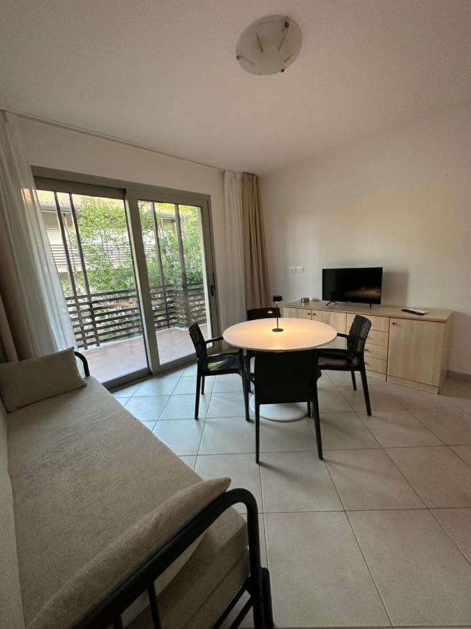 Prassitele Apartments ลินญาโน ซับเบียโดโร ภายนอก รูปภาพ