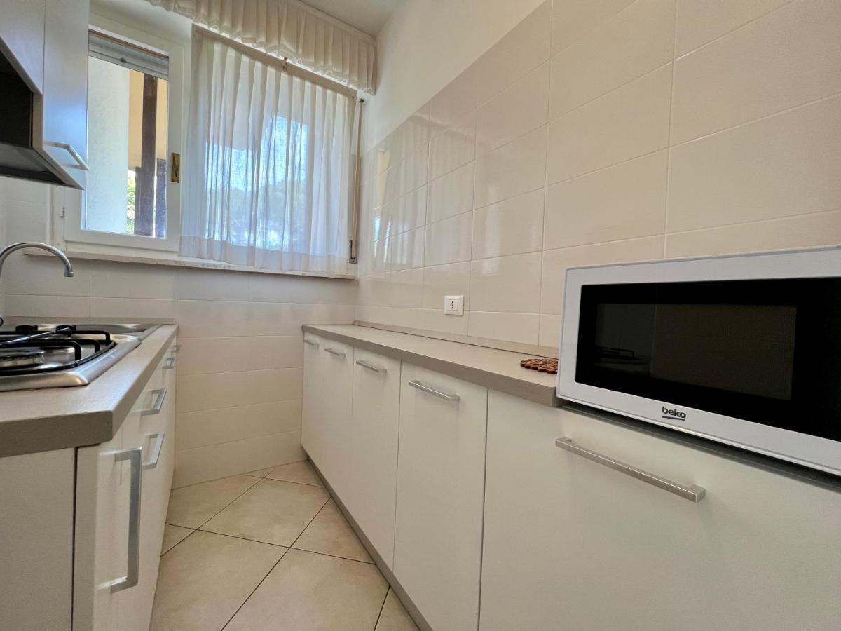 Prassitele Apartments ลินญาโน ซับเบียโดโร ภายนอก รูปภาพ