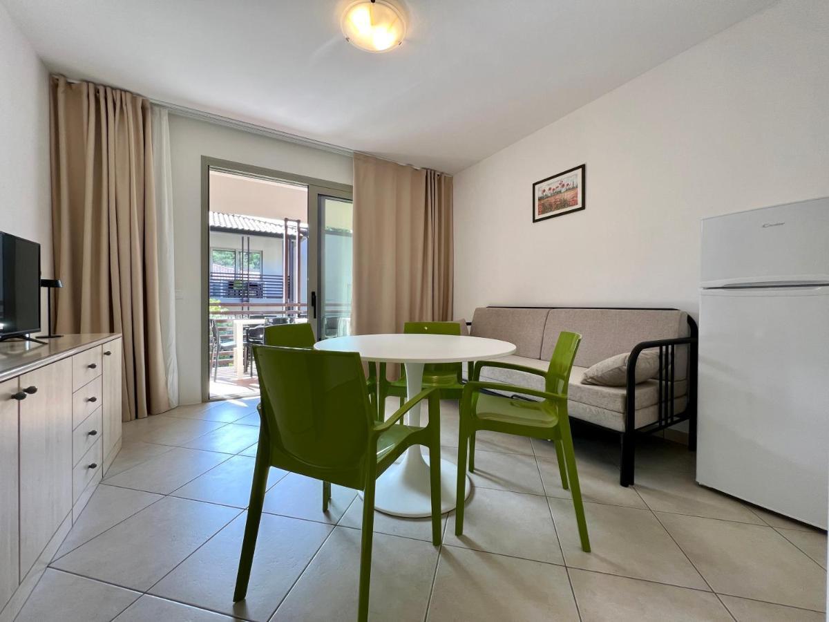 Prassitele Apartments ลินญาโน ซับเบียโดโร ภายนอก รูปภาพ