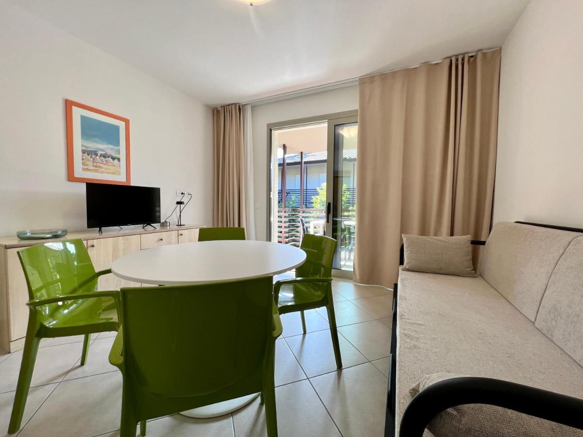 Prassitele Apartments ลินญาโน ซับเบียโดโร ภายนอก รูปภาพ
