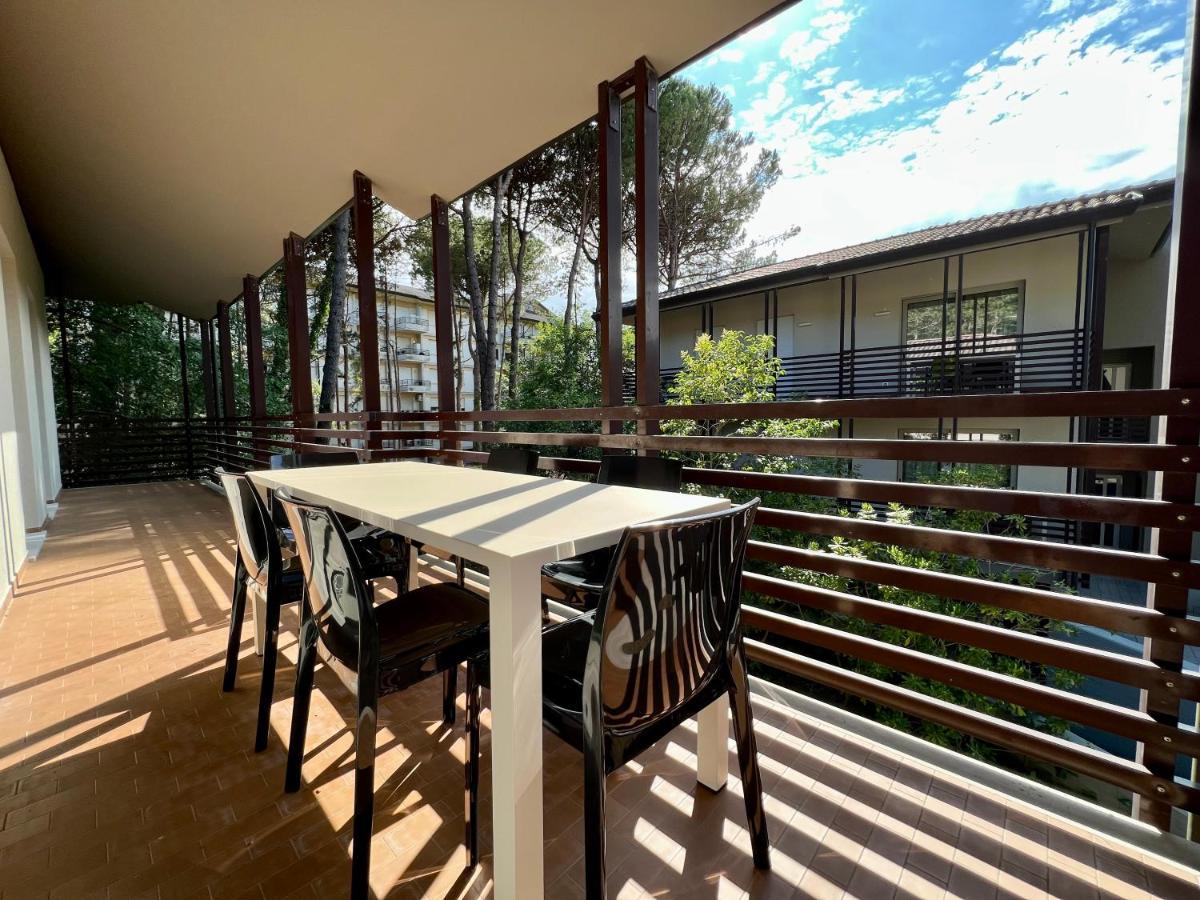 Prassitele Apartments ลินญาโน ซับเบียโดโร ภายนอก รูปภาพ